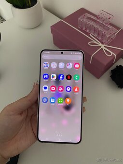 Samsung galaxy S23+ a Samsung Galaxy Watch 4 - 7