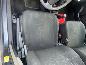 Prodám Toyota Yaris - 7