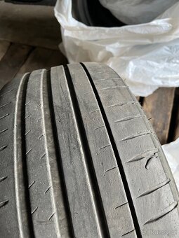 Michelin pilot sport 4 225/40/19 a 255:35/19 - 7