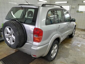 Toyota Rav4 2,0 115 D-4D - 7