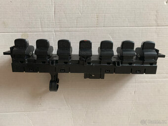 Řadící páka, spínače středové konzole Peugeot 3008 I - 7