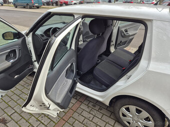 Škoda Fabia 1.2 HTP, 51 kW, najeto 36 435 km, 2. majitel - 7