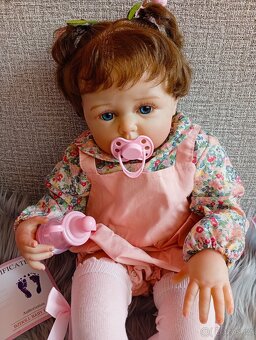 Realistická Reborn panenka holčička 60 cm - 7