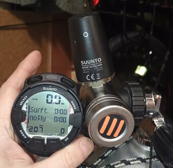potápěčský počítač Suunto Vyper Air, sonda,USB kabel, pásek - 7