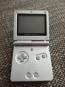 Gameboy Advanced SP - 7