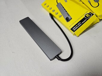 8v1 USB-C huby k připojení PC / Macbook / mobil / tablet - 7