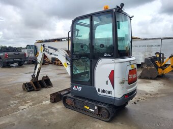BOBCAT E19 - 7