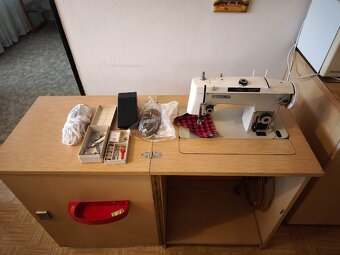 Šicí stroj Lucznik 438 - 7