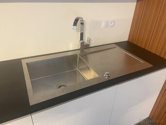 Kvalitní kuchyňská linka -NOVÁ - 7