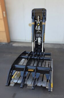 Hydraulický pridržovací prst na bagr, rýpadlo CAT a jiné - 7