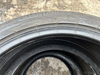 Celoroční pneu - 225/40/r18 - 7