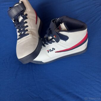 FILA 42 - 7