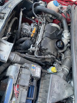 Skoda Roomster 1.4tdi 59kw veškeré náhradní dily - 7