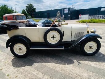 La Licorne V14W4 Cabriolet (1926) - 7