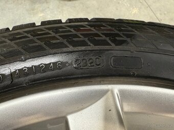 235/45 R18 98V Kompletní originální ALU sada Škoda Superb - 7