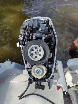 Motorový člun 3,6 m + Honda 5 HP - 7