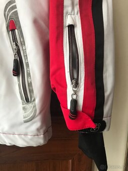 Junior lyžařské bundy Killtec a dívčí lyžařské brýle - 7