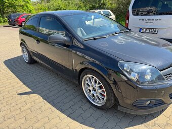 Opel Astra GTC 2.0T (Horší stav karoserie) - 7