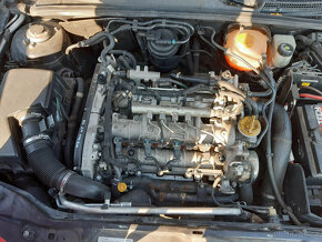 Opel Vectra C Combi 1,9CDTi 88kW rok 2006 - jen dily - 7