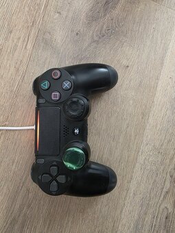 PS4 Pro 1Tb s mechanikou - 7