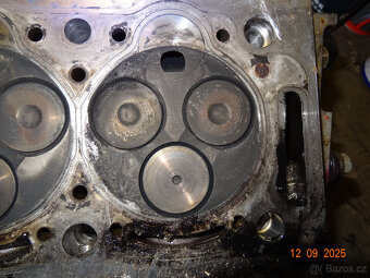 Hlava motoru 2.1 TD AMC908534 0 - 7