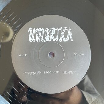 Umbrtka Spočinutí 2LP limit 88 ks - 7