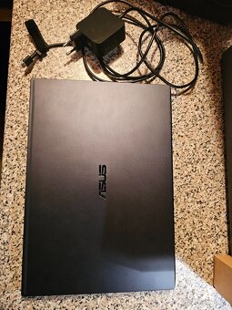 ASUS ExpertBook B2 B2402CBA-EB0229 Star Black kovový - 7