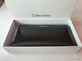 CALVIN KLEIN peněženka černá - 7
