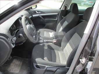 ŠKODA OCTAVIA COMBI 1,4TSi 90kw Tažné Klima 2009 - 7