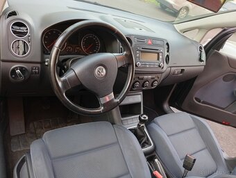 Prodám Volkswagen Golf 5 - 7
