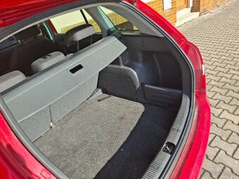 Prodám Škoda Fabia kombi 1.6 TDI rv 2013 - 7