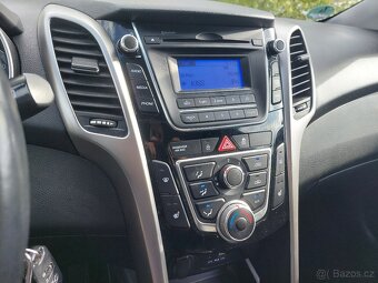 Hyundai i30, combi 1.6 CRDi, 81 kW, top stav - 7