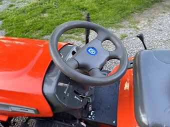 Zahradní traktůrek Husqvarna cth171 akce 48tis - 7