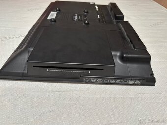 Karavanová TV Caratec CAV220P-D – 22”, 12V, DVD, DVB-T2, USB - 7