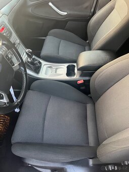 Galaxy 2tdi 7mist zaves 296tkm garazovane manual - 7