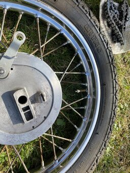 ORIGINÁL NEPOUŽITÉ ZADNÍ KOLO NA MOTOCYKL JAWA ČZ PANELKA - 7