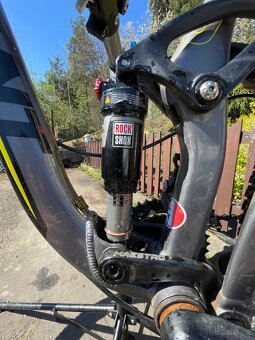 Giant trance 29 - 7