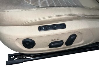 Sedačky světle béžová kůže alcantara VW Passat B7 kombi 2011 - 7