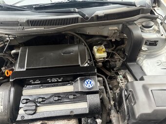 VW GOLF IV 1.4i 16v 11/2001 188t..km klimatizace - 7