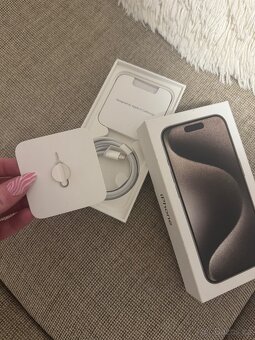 iPhone 15 PRO 256 GB - 7