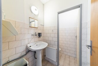 🏡 Pronájem — pokoj pro rodinný pár v Žižkově - 7