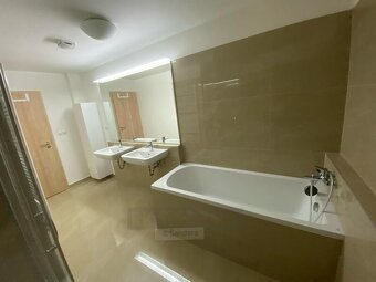 Pronájem bytu 3+kk 75 m², České Budějovice - 7