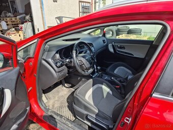 KIA CEED SW 1,6 CRDI 94KW - 7