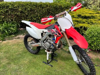 Honda CRF450r - 7