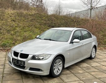BMW E90 320i 110KW Manuál,Výhřevy,ALU R16,Senzory,131 TKM - 7