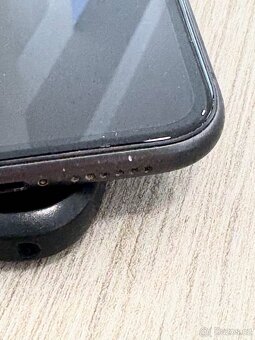 Apple iPhone 11 256GB černý - 7