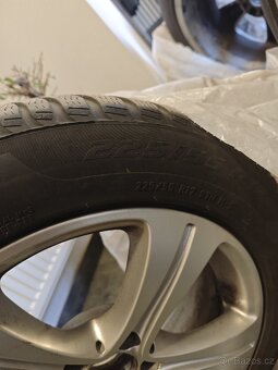 Prodám alu originál mercedes - 7