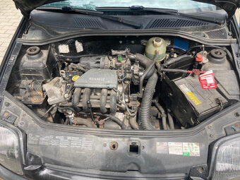 Renaul Clio 1.2 - 1998 - 7