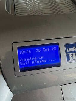 Kávovar Lavazza LB 2200 BLUE cappuccinátor - na kapsle - 7