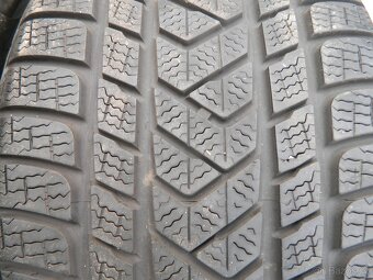 285/35 r20 104v 2KS zimní Pirelli - 7